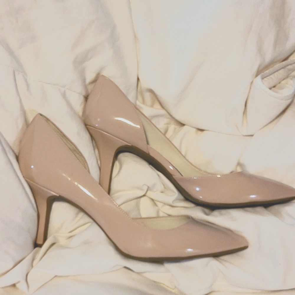 Anne Klein Blush Pumps